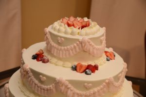 結婚式のウェディングケーキ